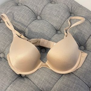 Maidenform Nude Underwire Bra